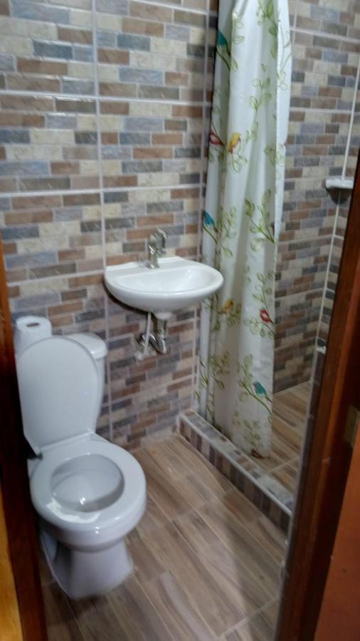 Hostal Cano Nevera La Macarena Bagian luar foto