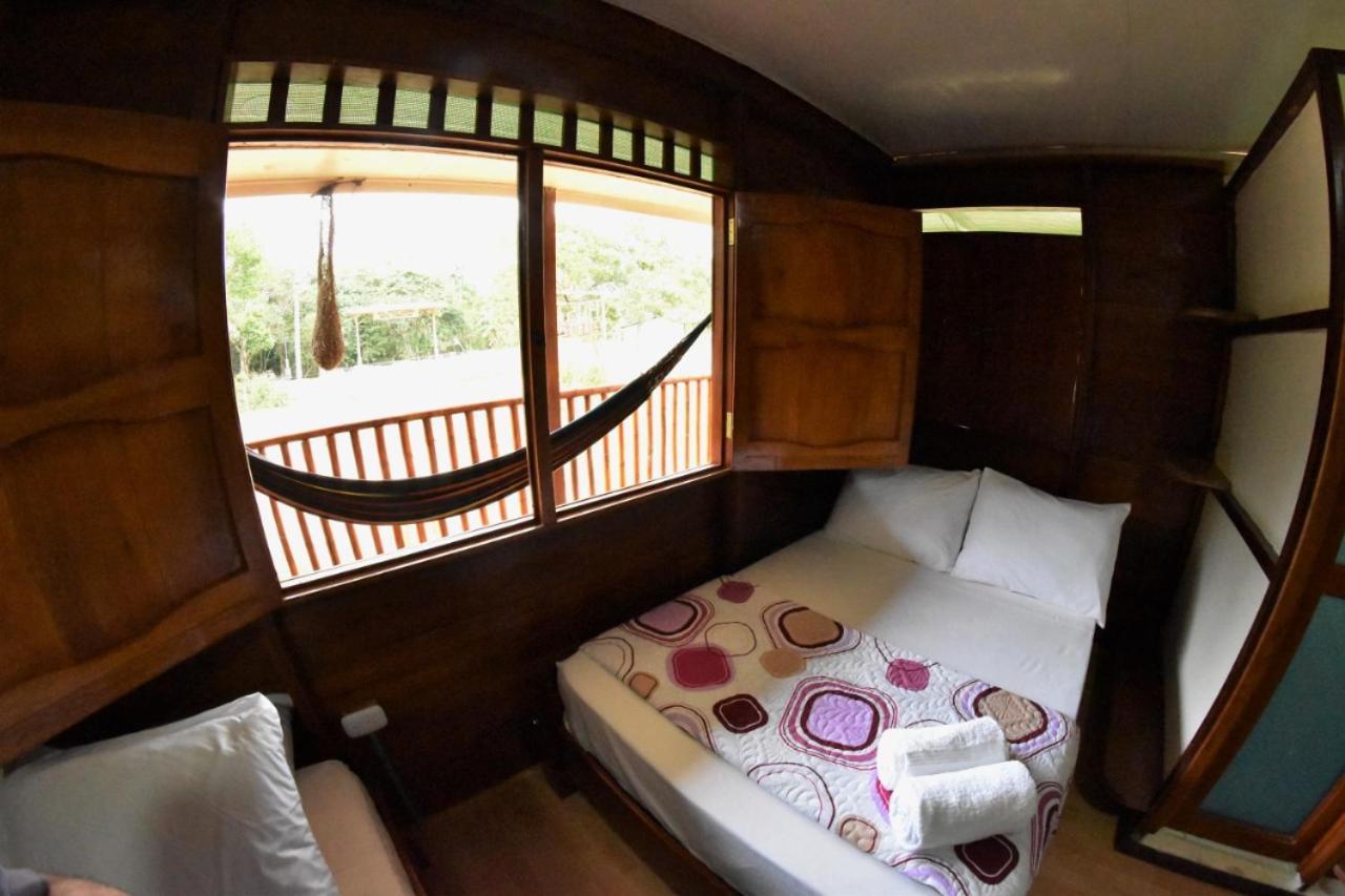 Hostal Cano Nevera La Macarena Bagian luar foto