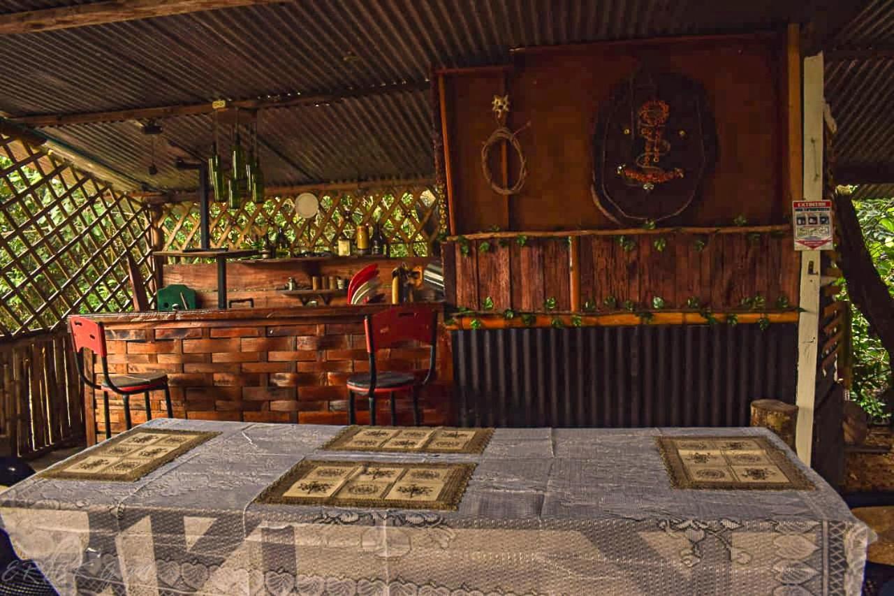 Hostal Cano Nevera La Macarena Bagian luar foto